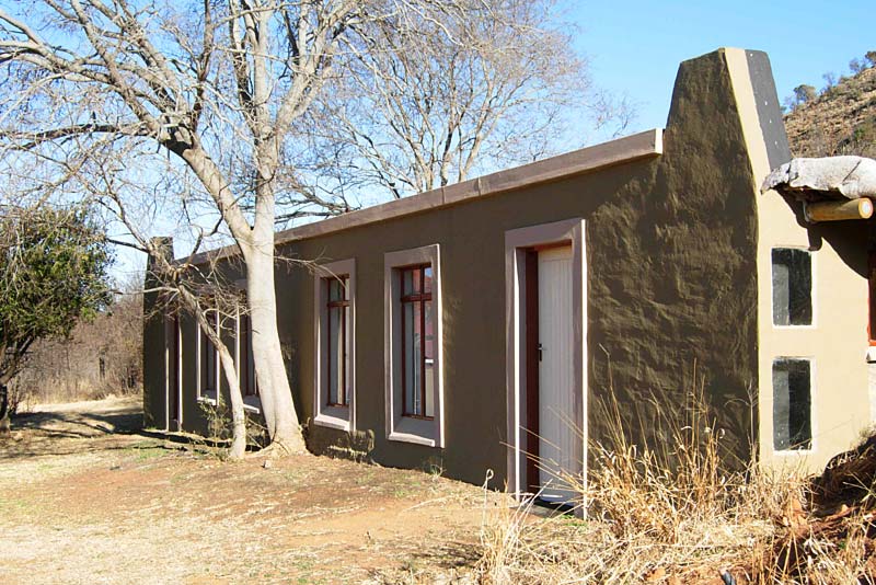 Hobbit rooms at oom Hannes`Farmhouse