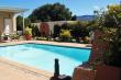 Paradiso Guesthouse - bed and breakfast in Constantia, Cape Town