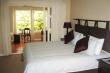 Paradiso Guesthouse - bed and breakfast in Constantia, Cape Town