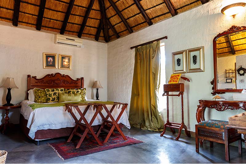 Shikwari Suites - Baobab Suite -- interior