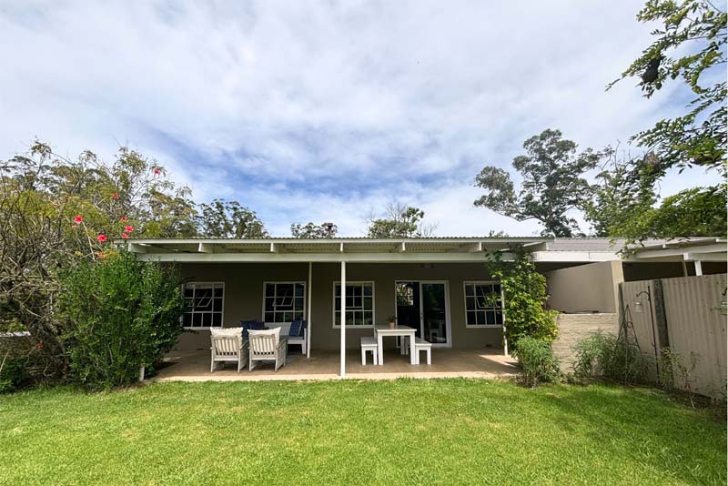 Annas Apartment - School Yard Units - Oakhurst Farm Cottages