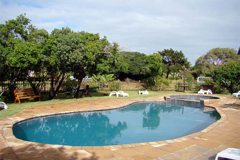 Secure swimming pool with Jungle Gym