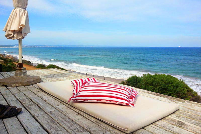 Deck and sea view - The White Cottage self catering Hartenbos, Mossel Bay