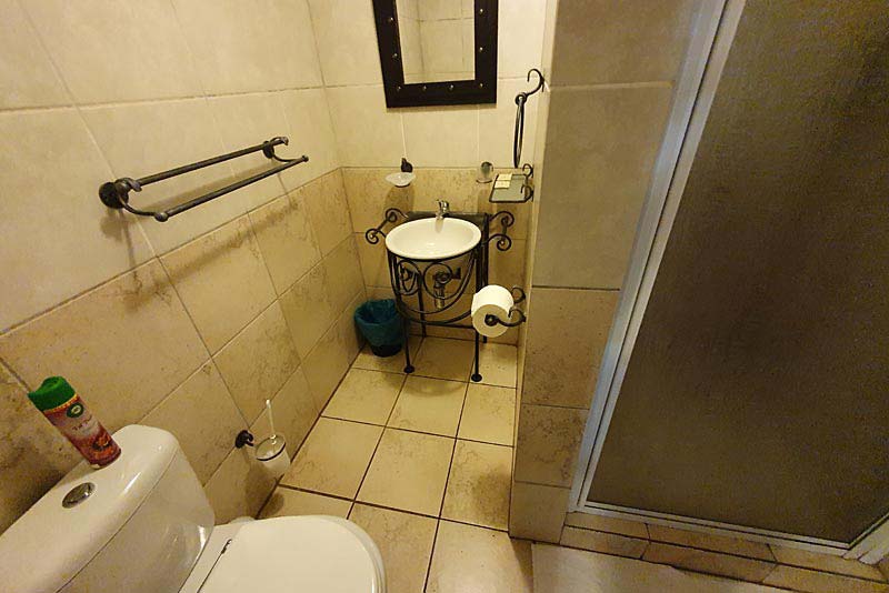 7th Street Guesthouse - bed and breakfast accommodation Melville, Johannesburg