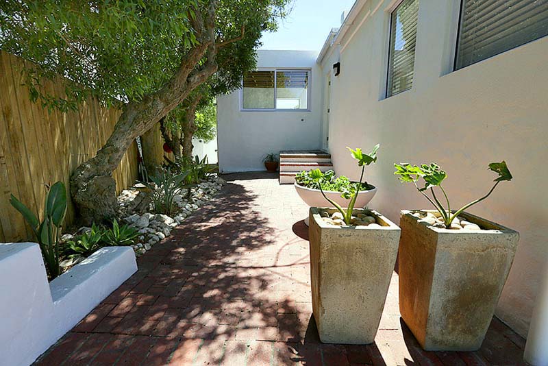 Entrance to front door - Sandpipers self catering Langebaan