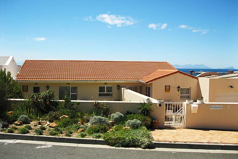 Bay Splendour - self catering in Simon's Town, Cape Town