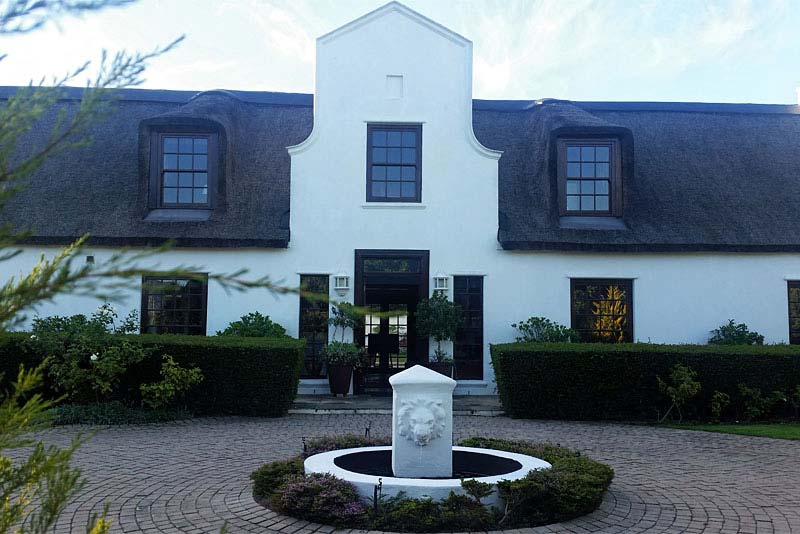 Constantia Thatch Lodge