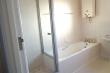 Middle bathroom - Merlon self catering Betty's Bay