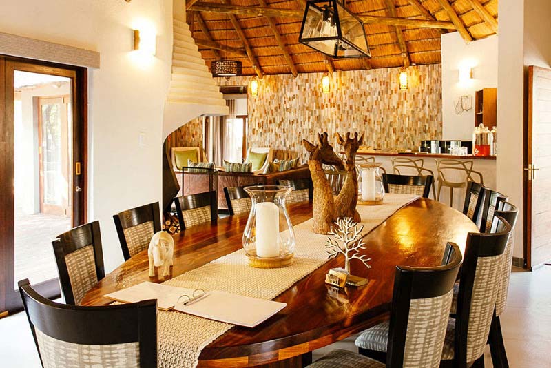 Tambuti Lodge - Fully catered luxury bush lodge, Pilanesberg National Park