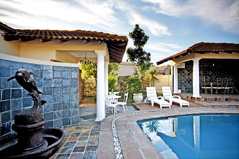 A Smart Stay Apartments - self catering Somerset West, Cape Town
