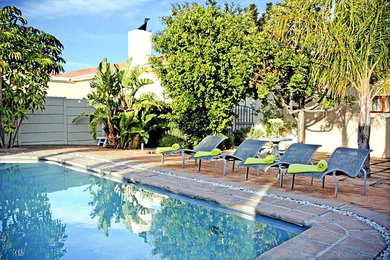 A Smart Stay Apartments - self catering Somerset West, Cape Town
