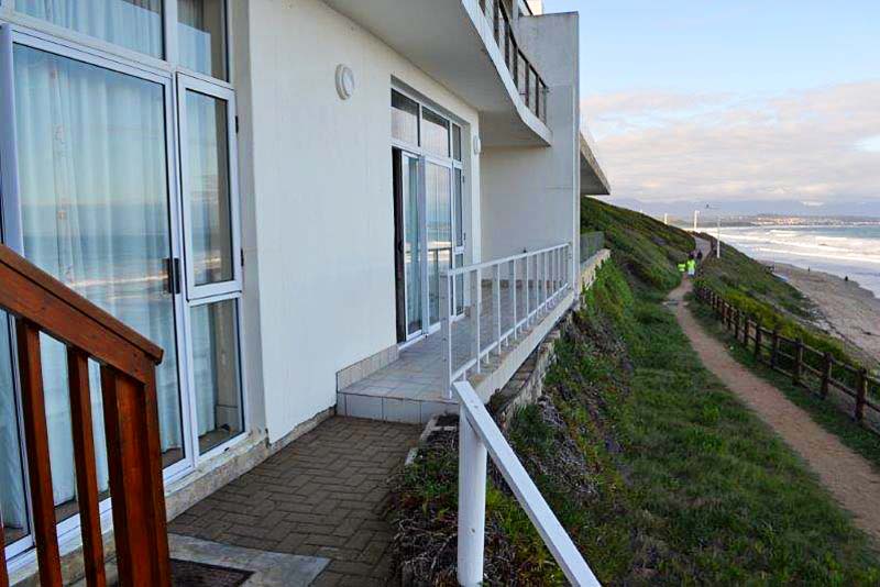 On The Beach -  self catering in Hartenbos, Mossel Bay