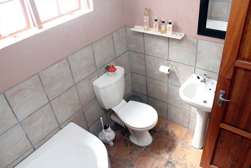 Bathroom with bath of the cottage for 6