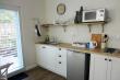 Pin Oak - kitchenette 