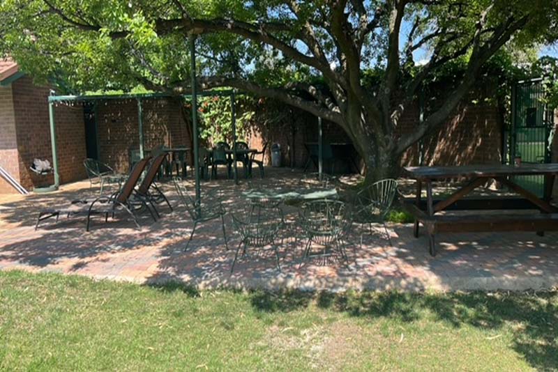 Pool braai area