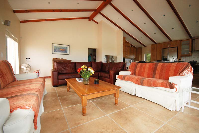 Chalet 10 - Meerensee - self catering in Fisherhaven near Hermanus