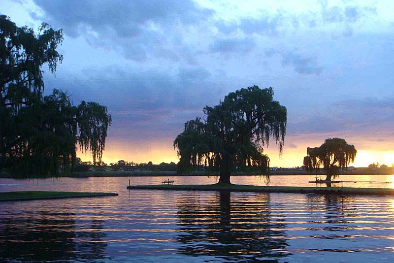 Sunset - River Buoys Self Catering Vanderbijlpark