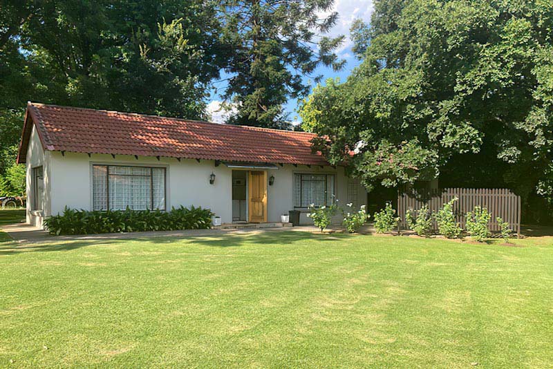 Cottage 1 - River Buoys Self Catering Vanderbijlpark