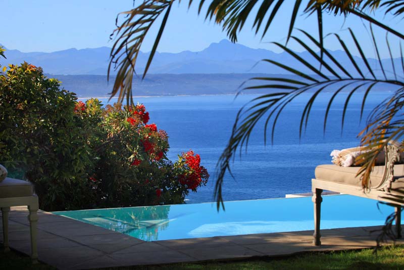 Ocean Watch Guest House - bed and breakfast in Plettenberg Bay