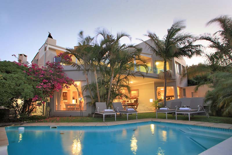 Ocean Watch Guest House - bed and breakfast in Plettenberg Bay