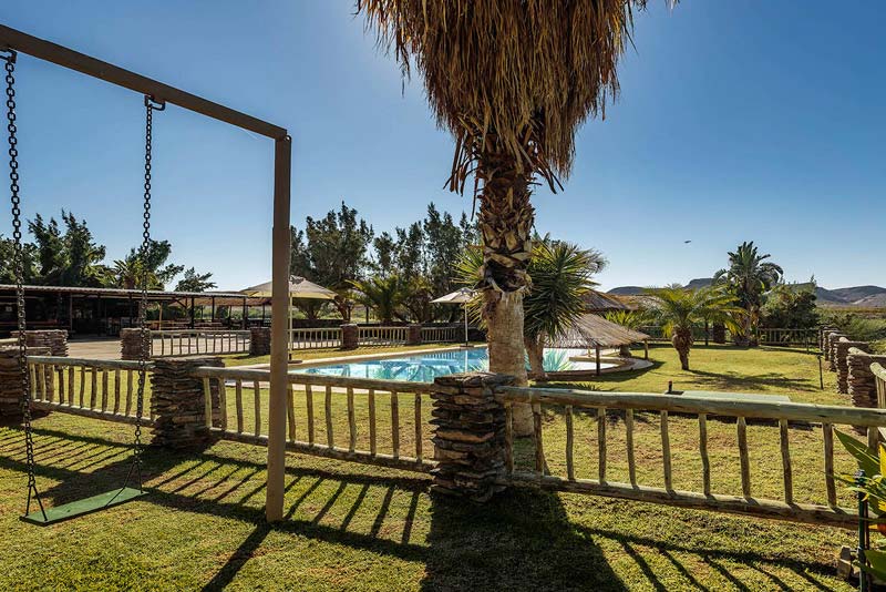 Orange River Lodge swimming pool