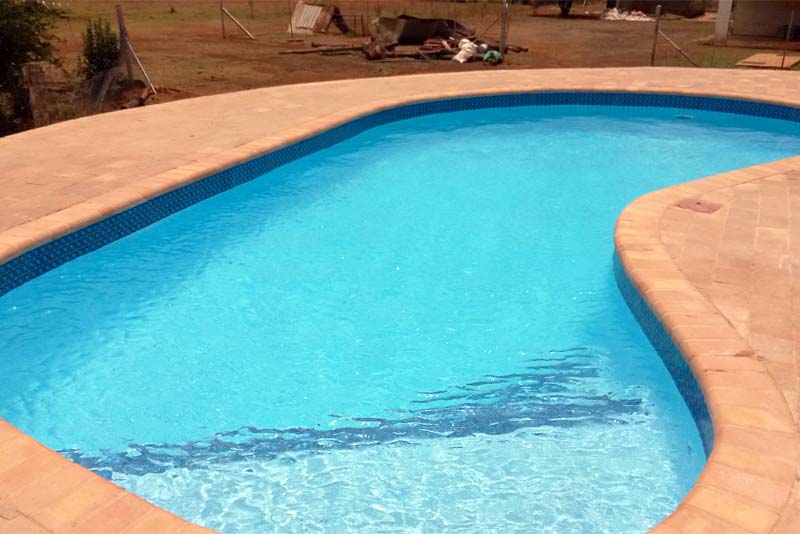 Swimming Pool - Ma-Ria's Farmhouse self catering Magaliesburg area