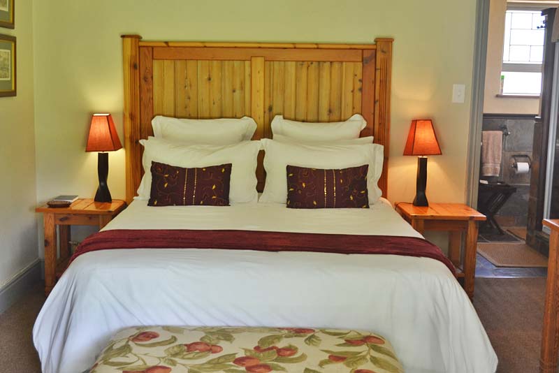 Burrough Place - bed and breakfast in George
