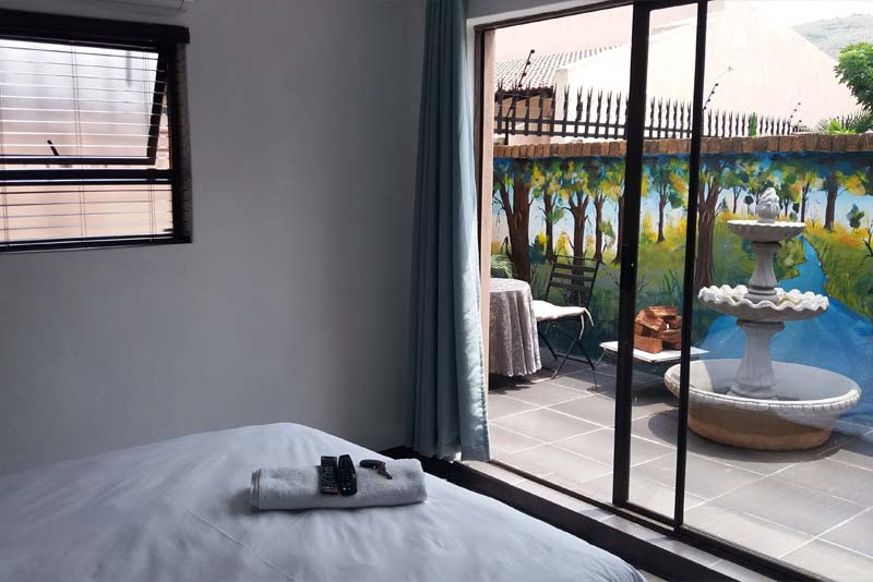 Unit 3 Bedroom View - House On Morninghill self catering Bedfordview
