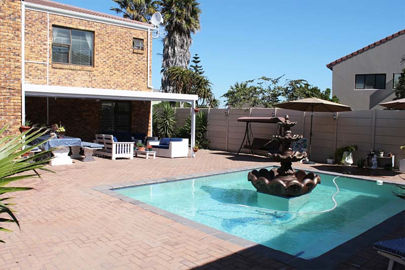 Quest Bed and Breakfast and Self Catering - Melkbosstrand, Cape Town