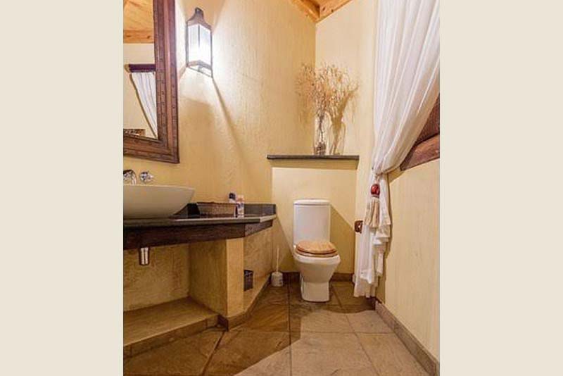 Guest Toilet