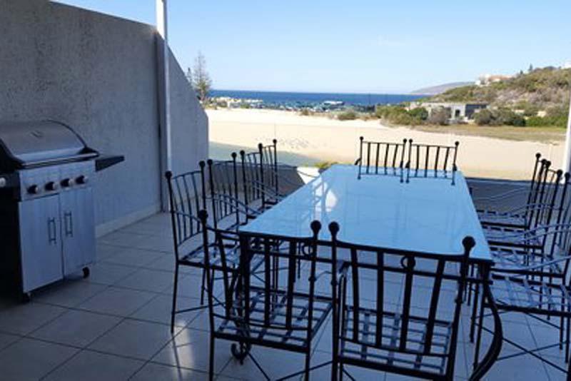 Three bedroom,two bathroom apartment