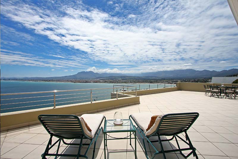 Bayview self catering accommodation in Gordons Bay, Cape Town.