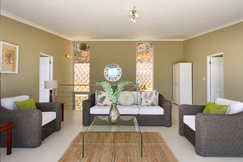 Bayview self catering accommodation in Gordons Bay, Cape Town.