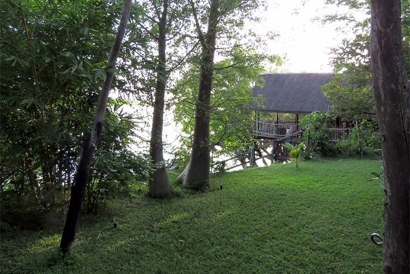 Caprivi Houseboat Safaris Lodge - dinner, bed and breakfast near Katima Mulilo