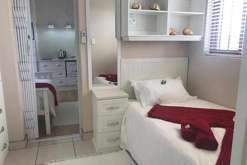 Amanda: Bedroom