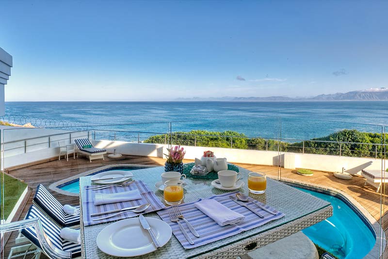 Sea Star Cliff - bed and breakfast accommodation De Kelders, Gansbaai