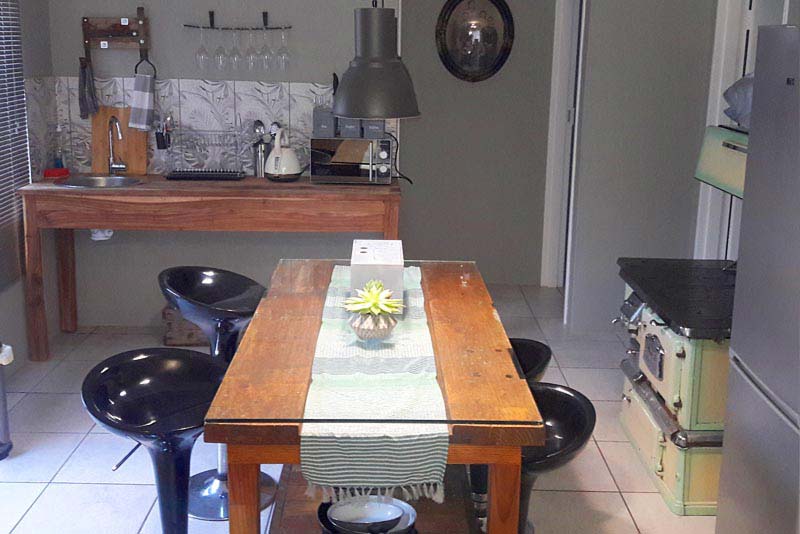 3 Bedroom House Kitchen