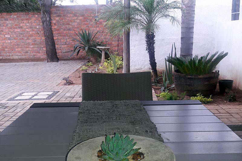 3 Bedroom House Patio