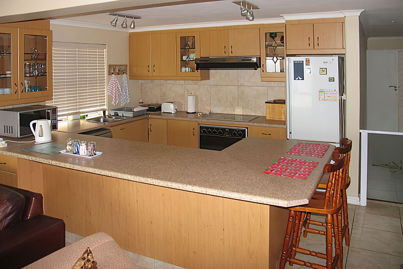 Open plan kitchen top