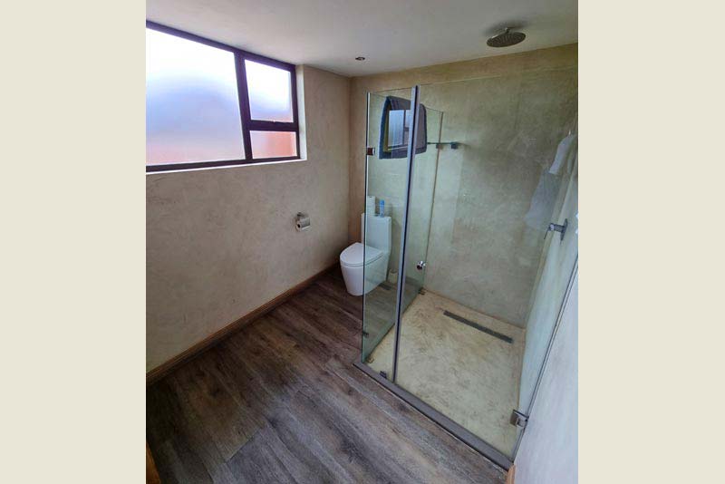 Guest bathroom