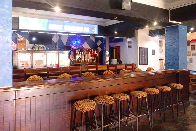 Bar