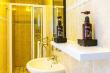 Complimentary toilitries