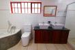 Delux Unit Room 2 Ensuite Bathroom