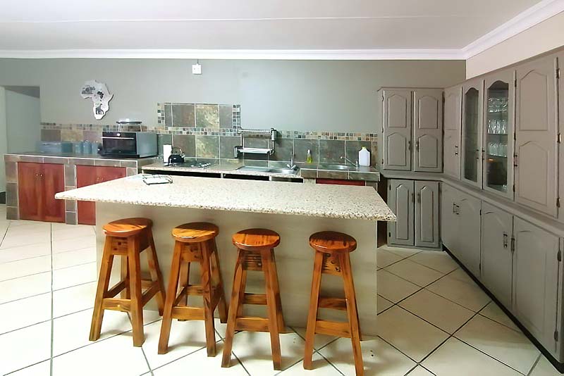 Family Unit Breakfast Nook