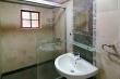 Family Unit Room 1 Ensuite Bathroom