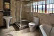 Family Unit Room 2 Ensuite Bathroom