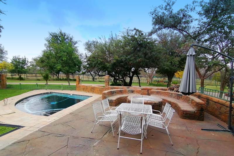 Communal Swimming Pool & Boma 