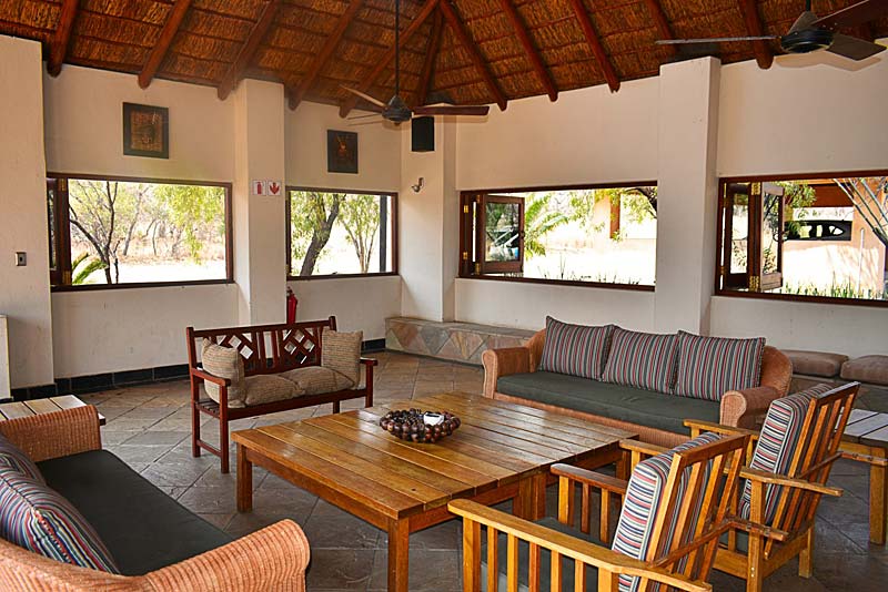 covered patio with overhead fans