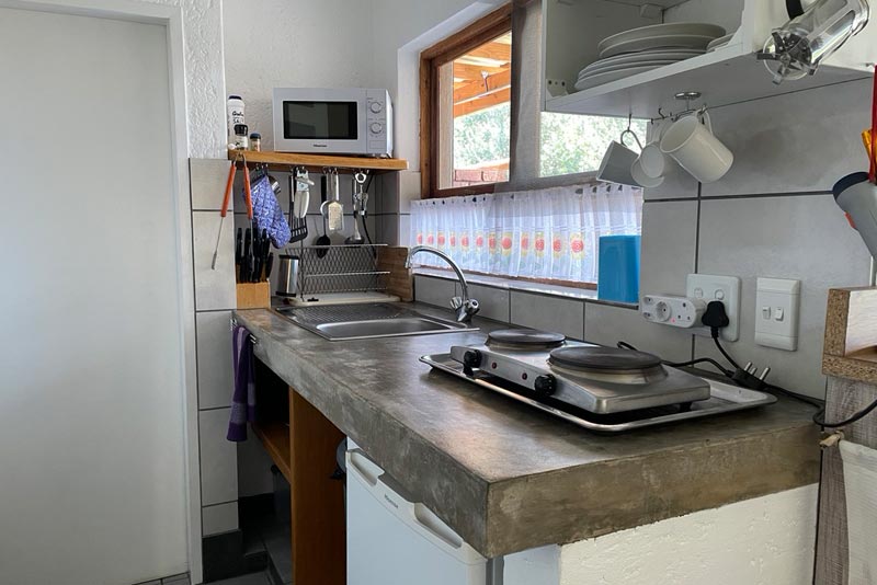 Den’sView fully equipped kitchenette