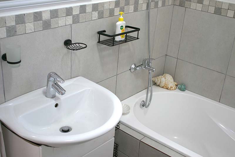 Family Bathroom with Bath & Shower